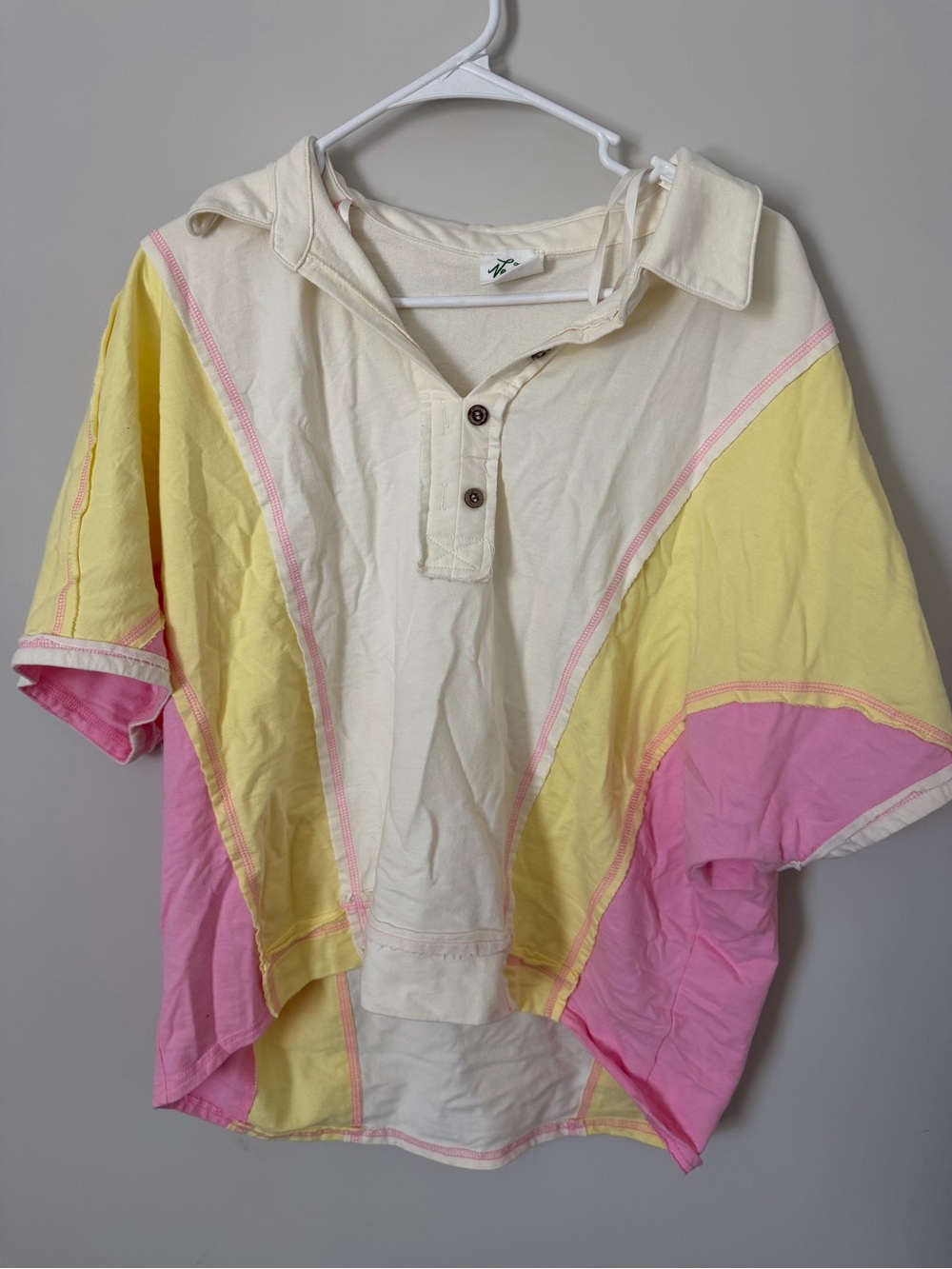Vintage-Inspired Colorblock Hooded Polo Blouse - Cream, Yellow & Pink